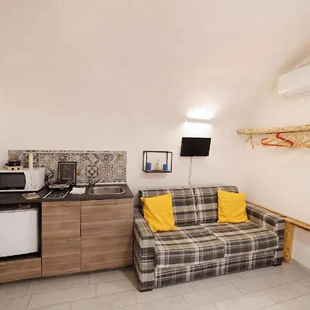 Legnosuites 3 Rooms 3 Bathrooms Group And Family By Houseinnaples-2